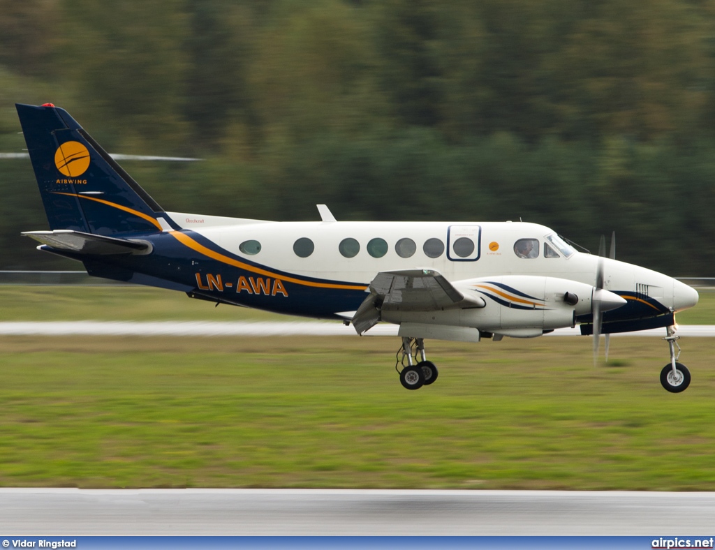 LN-AWA, Beech A100 King Air, Airwing