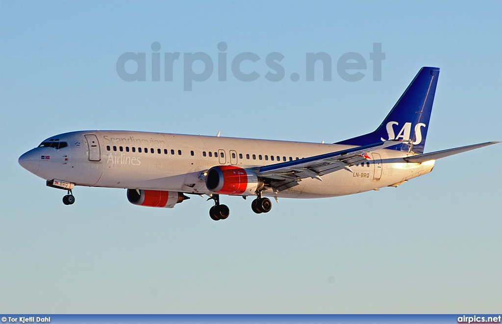 LN-BRQ, Boeing 737-400, Scandinavian Airlines System (SAS)