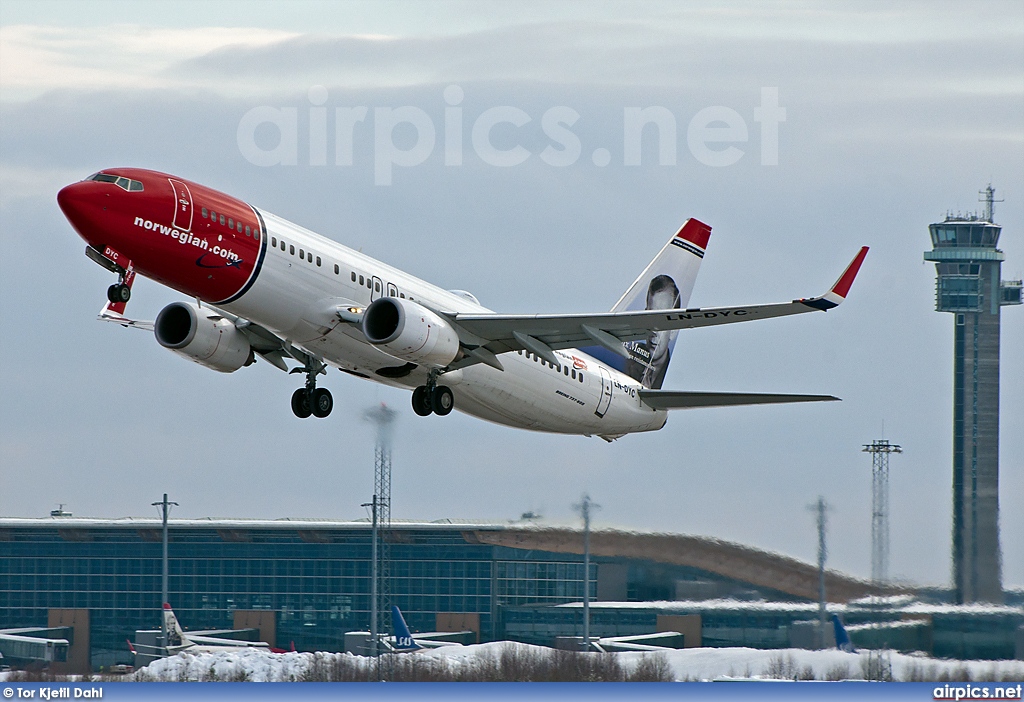 LN-DYC, Boeing 737-800, Norwegian Air Shuttle