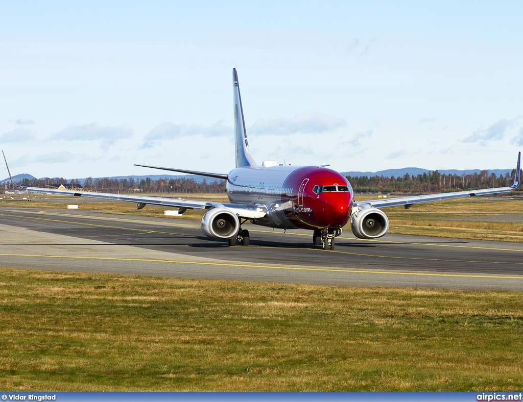 LN-DYK, Boeing 737-800, Norwegian Air Shuttle