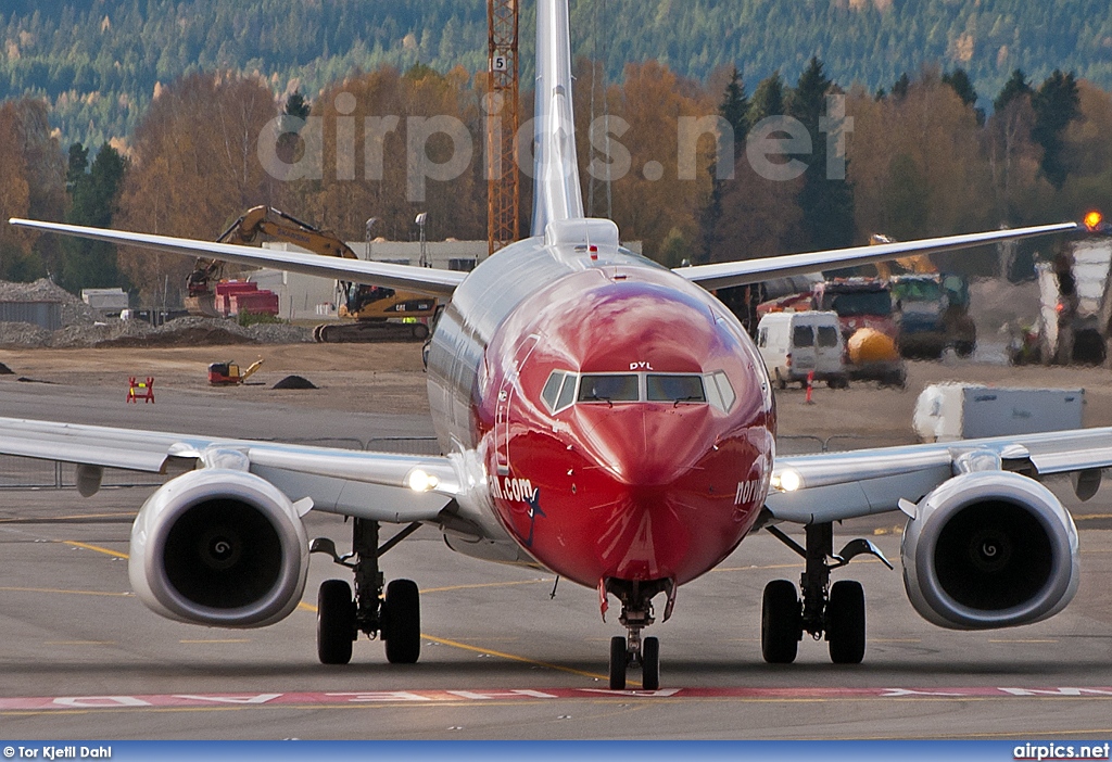 LN-DYL, Boeing 737-800, Norwegian Air Shuttle