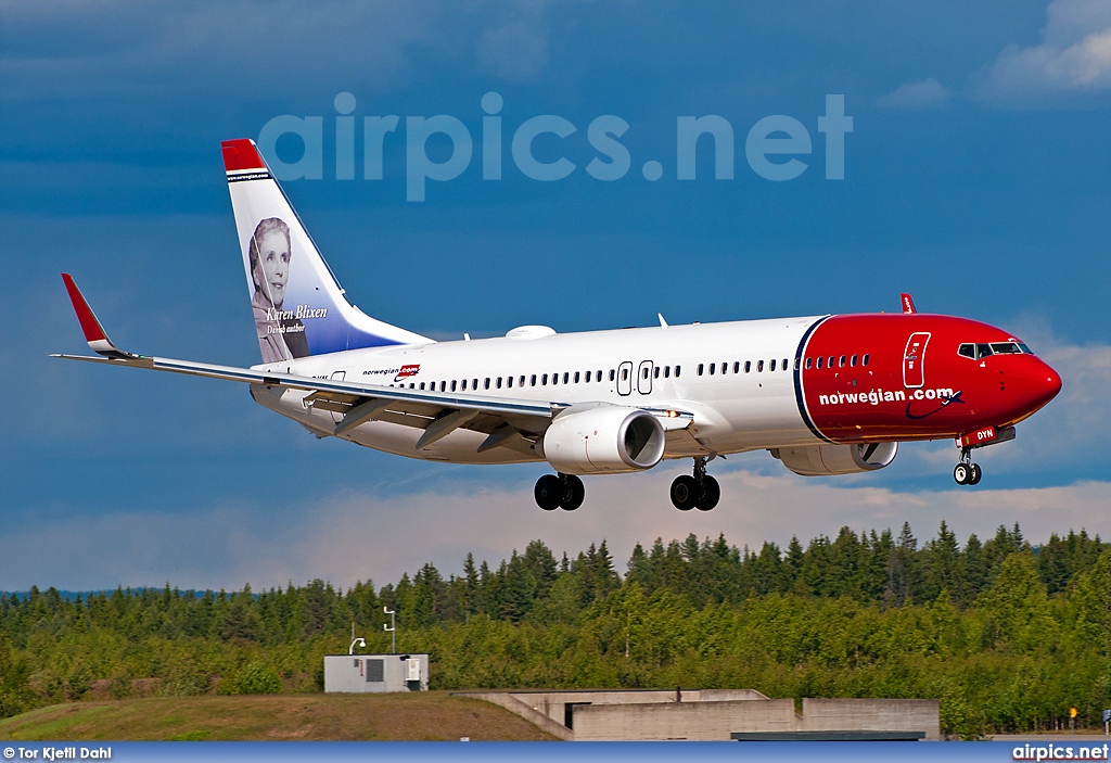 LN-DYN, Boeing 737-800, Norwegian Air Shuttle