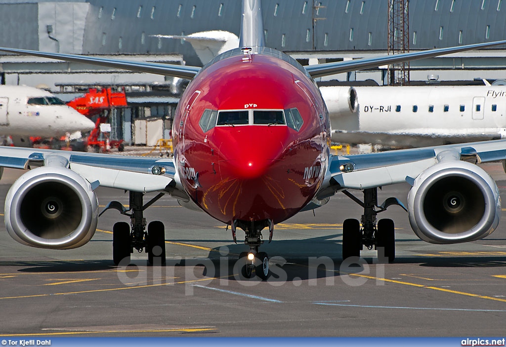 LN-DYP, Boeing 737-800, Norwegian Air Shuttle