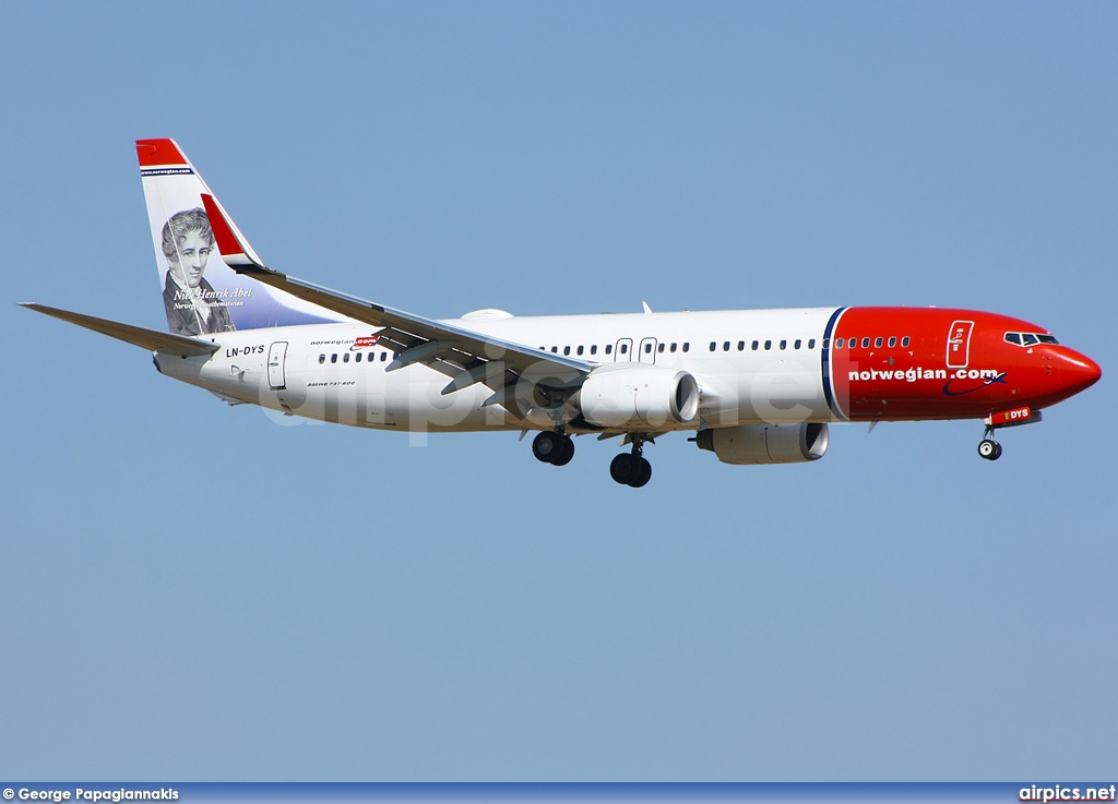 LN-DYS, Boeing 737-800, Norwegian Air Shuttle