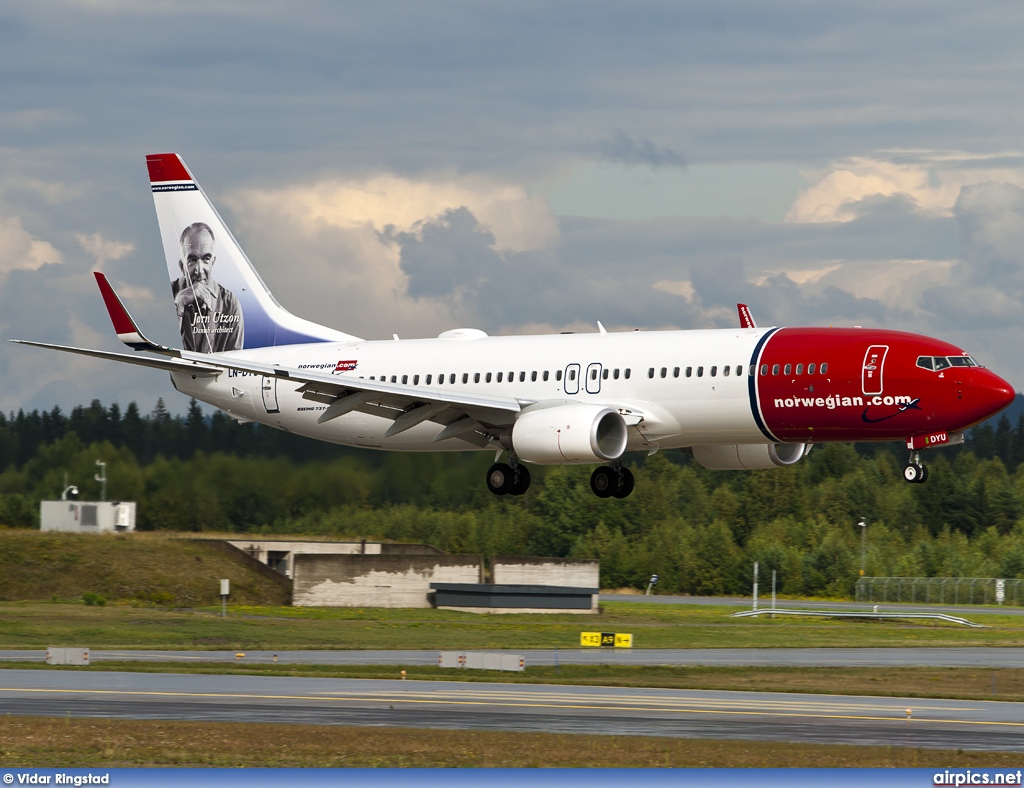 LN-DYU, Boeing 737-800, Norwegian Air Shuttle