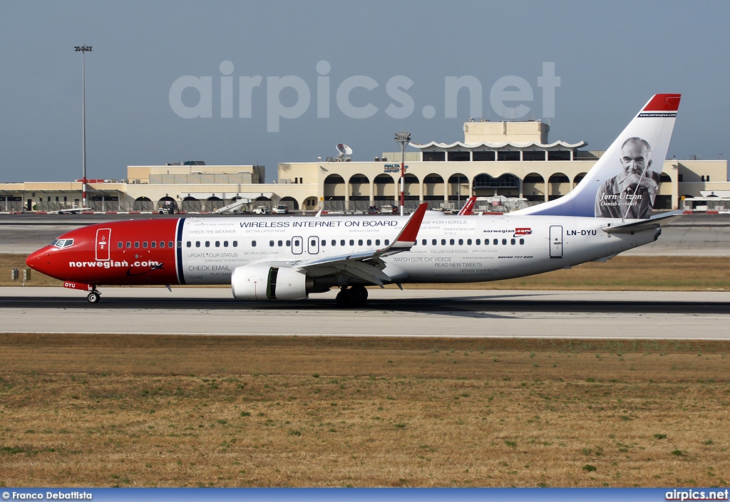 LN-DYU, Boeing 737-800, Norwegian Air Shuttle