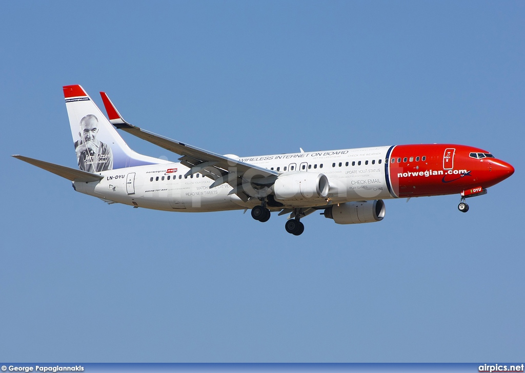 LN-DYU, Boeing 737-800, Norwegian Air Shuttle