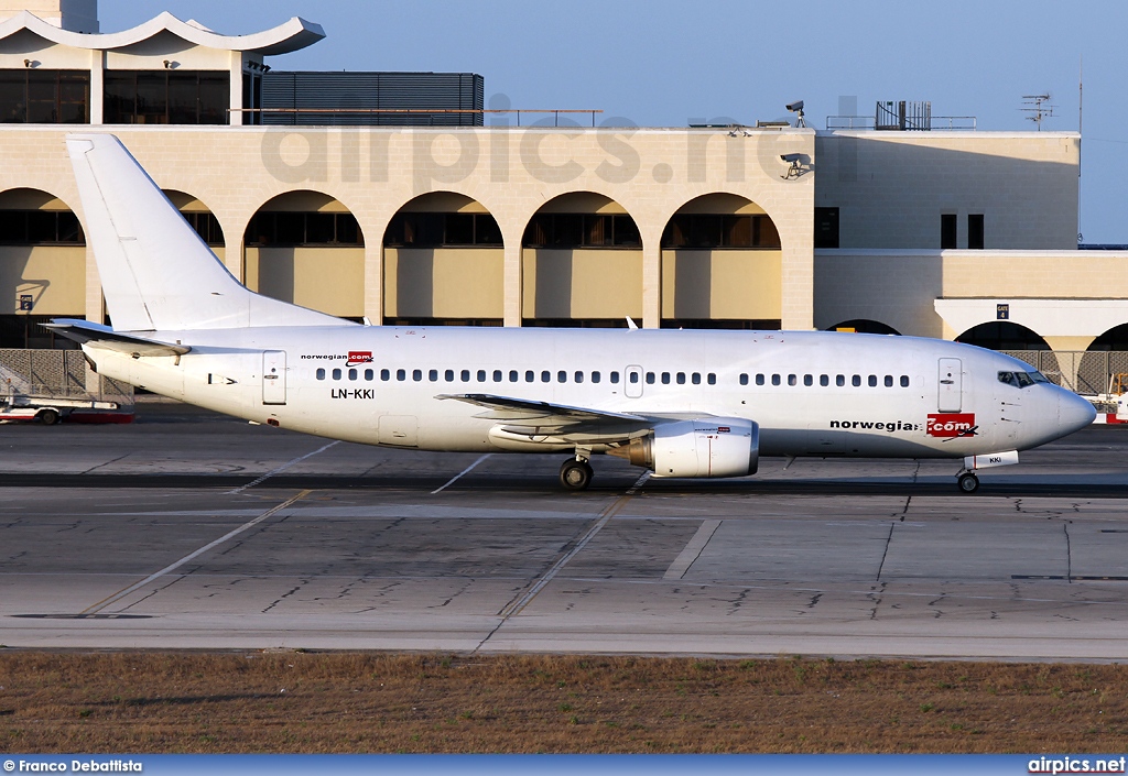 LN-KKI, Boeing 737-300, Norwegian Air Shuttle