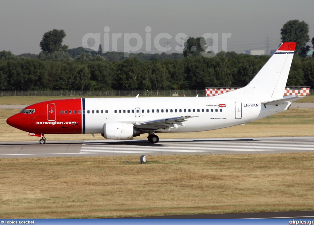 LN-KKN, Boeing 737-300, Norwegian Air Shuttle