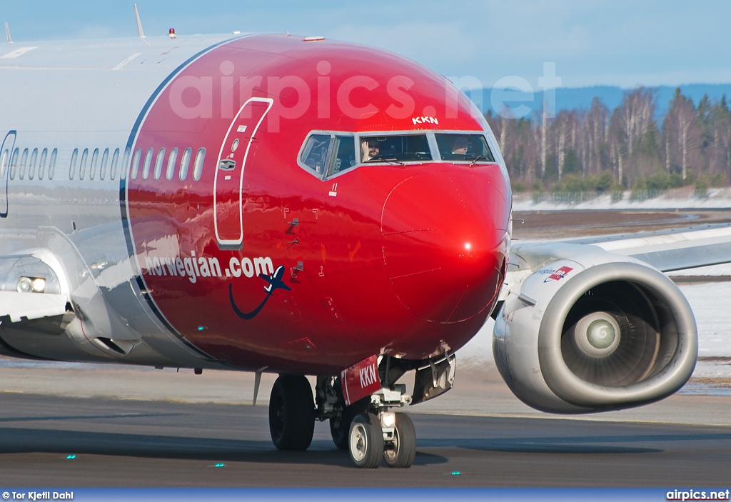 LN-KKN, Boeing 737-300, Norwegian Air Shuttle