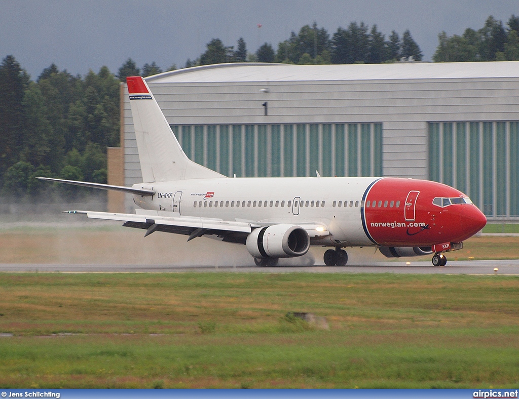 LN-KKR, Boeing 737-300, Norwegian Air Shuttle