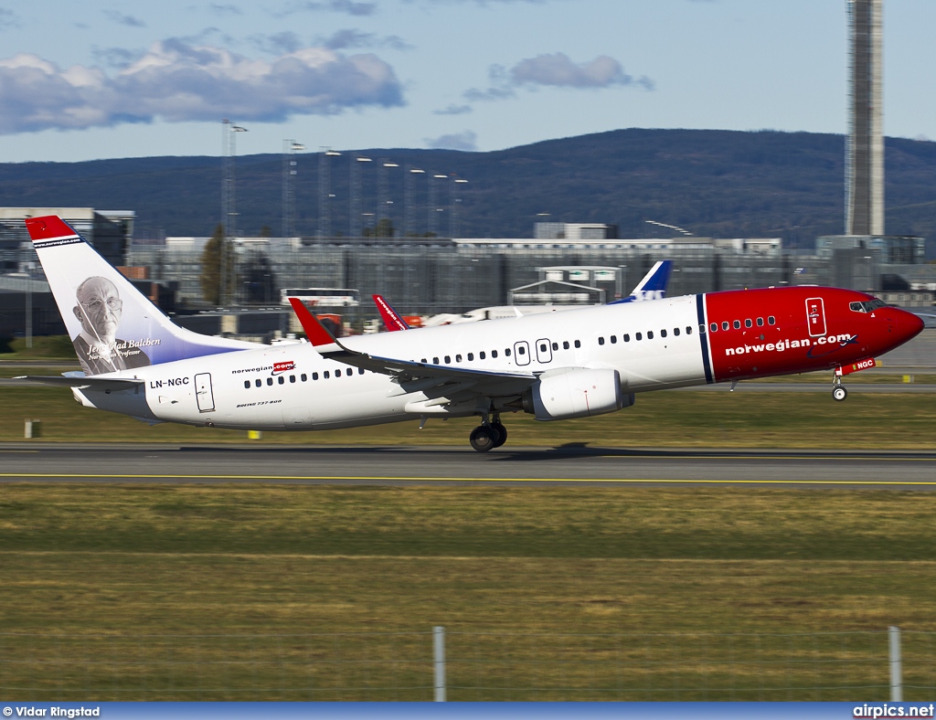 LN-NGC, Boeing 737-800, Norwegian Air Shuttle