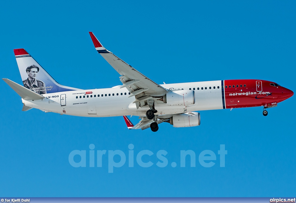 LN-NGG, Boeing 737-800, Norwegian Air Shuttle