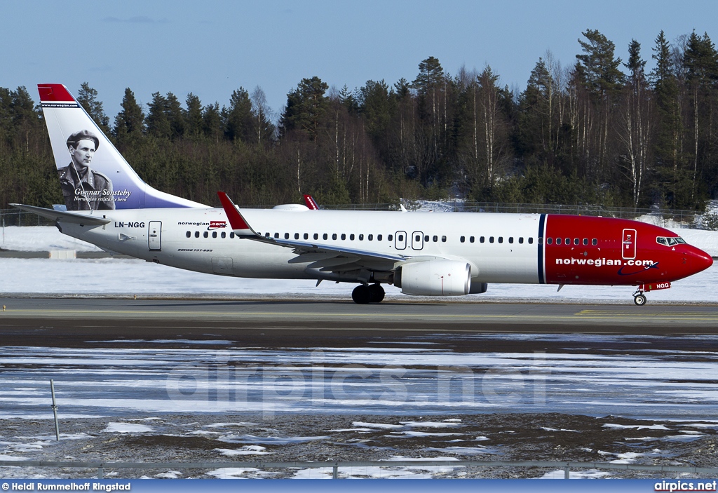 LN-NGG, Boeing 737-800, Norwegian Air Shuttle
