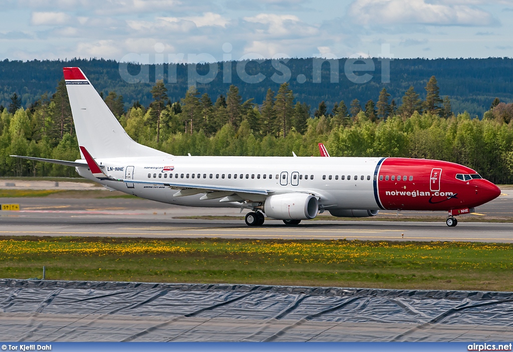 LN-NHE, Boeing 737-800, Norwegian Air Shuttle