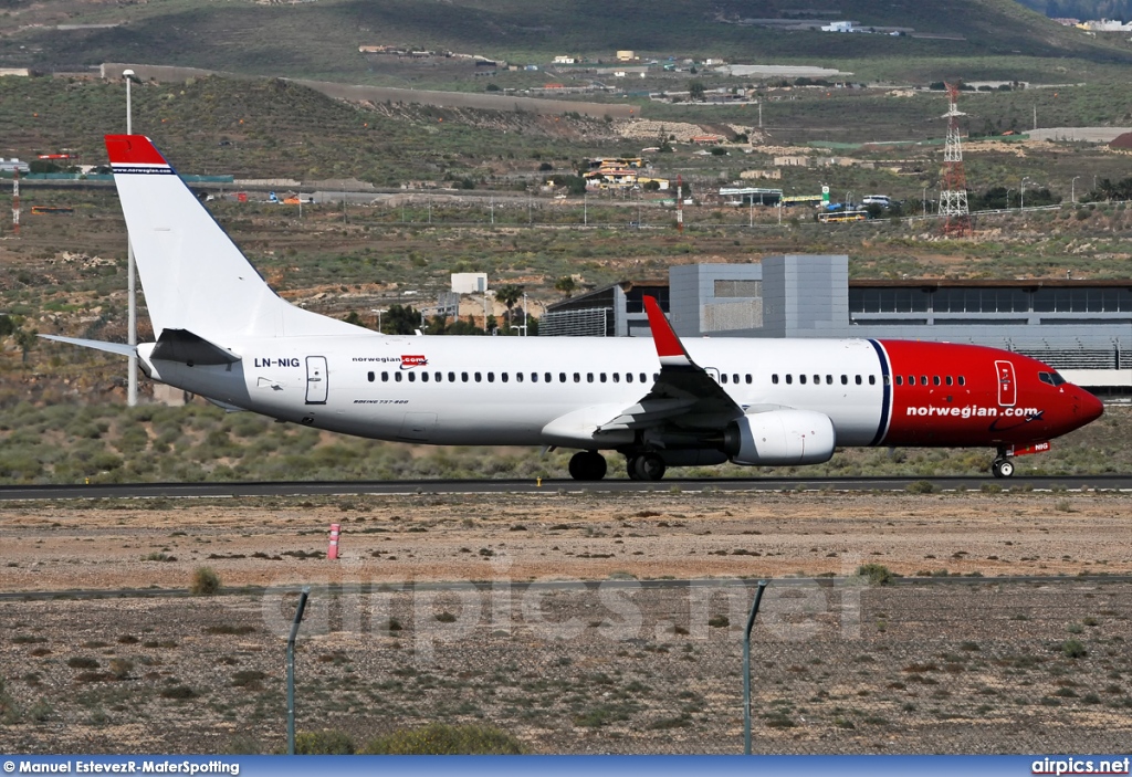 LN-NIG, Boeing 737-800, Norwegian Air Shuttle