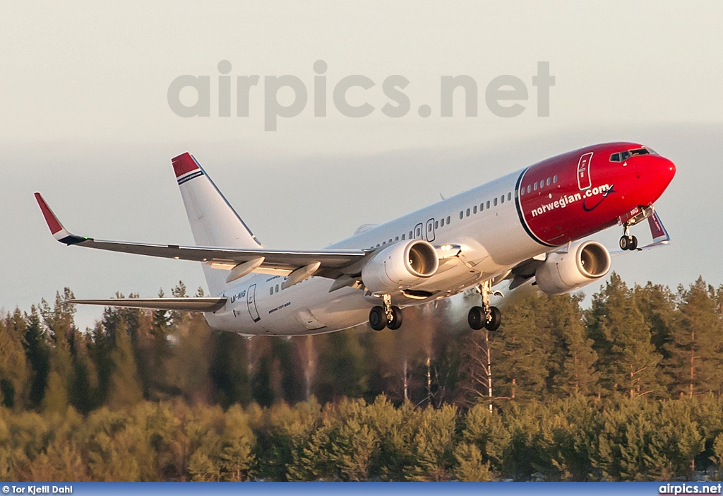 LN-NIG, Boeing 737-800, Norwegian Air Shuttle