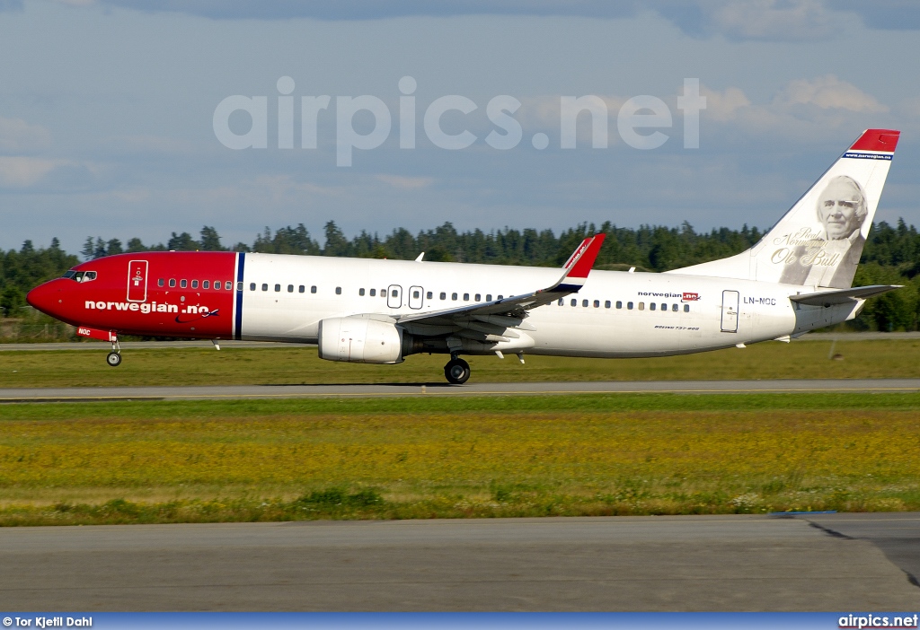 LN-NOC, Boeing 737-800, Norwegian Air Shuttle