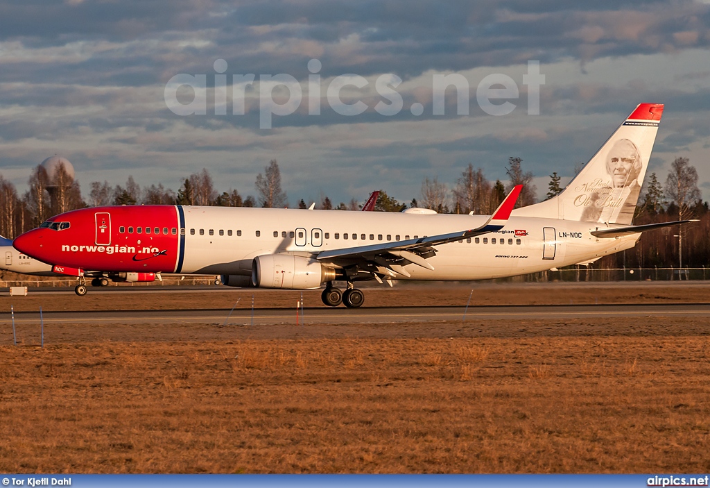 LN-NOC, Boeing 737-800, Norwegian Air Shuttle