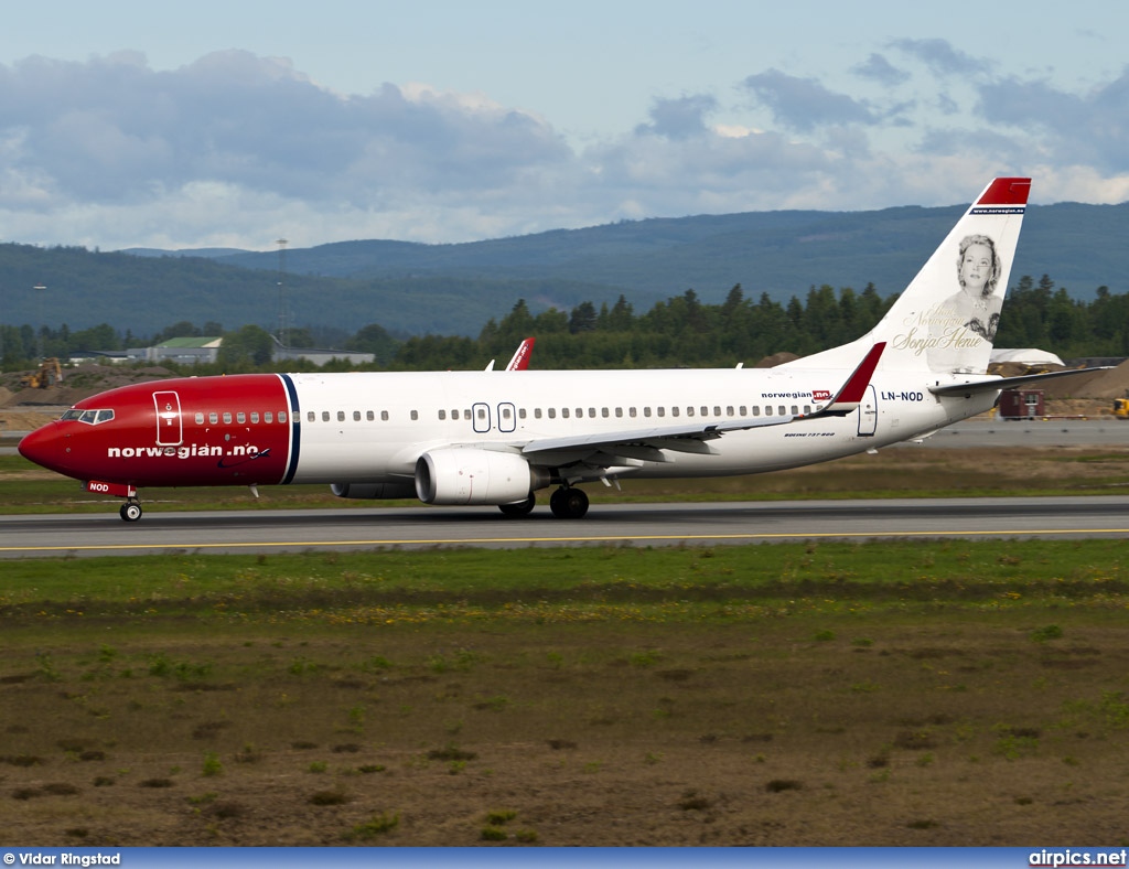 LN-NOD, Boeing 737-800, Norwegian Air Shuttle