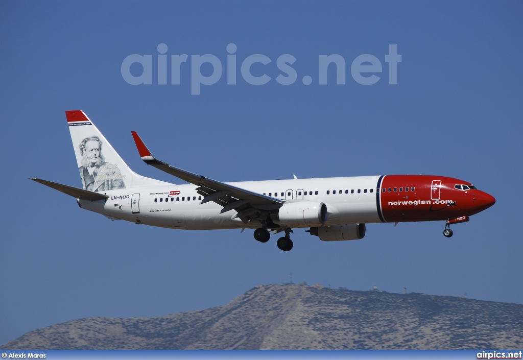 LN-NOG, Boeing 737-800, Norwegian Air Shuttle