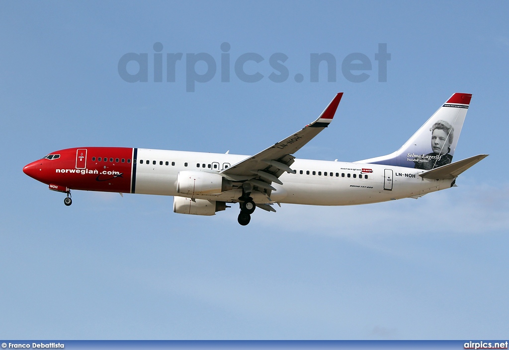 LN-NOH, Boeing 737-800, Norwegian Air Shuttle