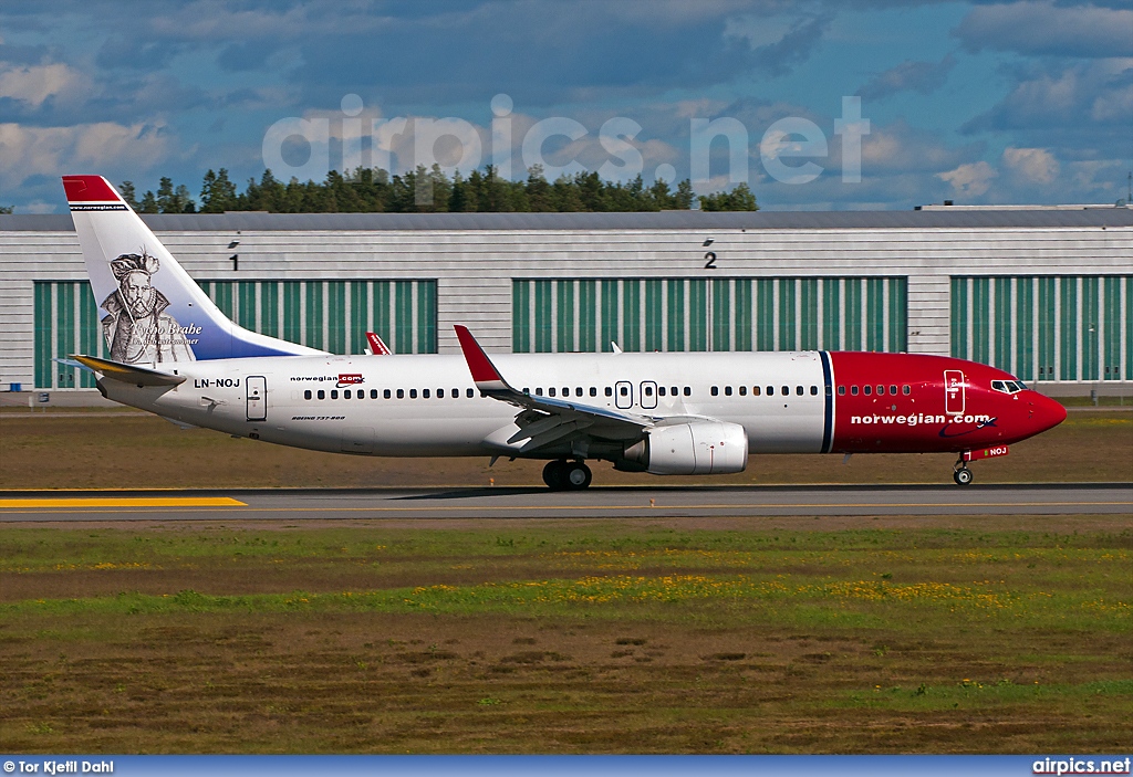 LN-NOJ, Boeing 737-800, Norwegian Air Shuttle
