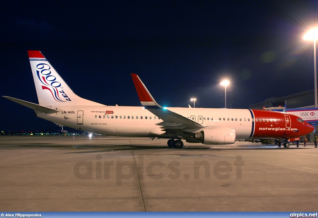 LN-NOL, Boeing 737-800, Norwegian Air Shuttle