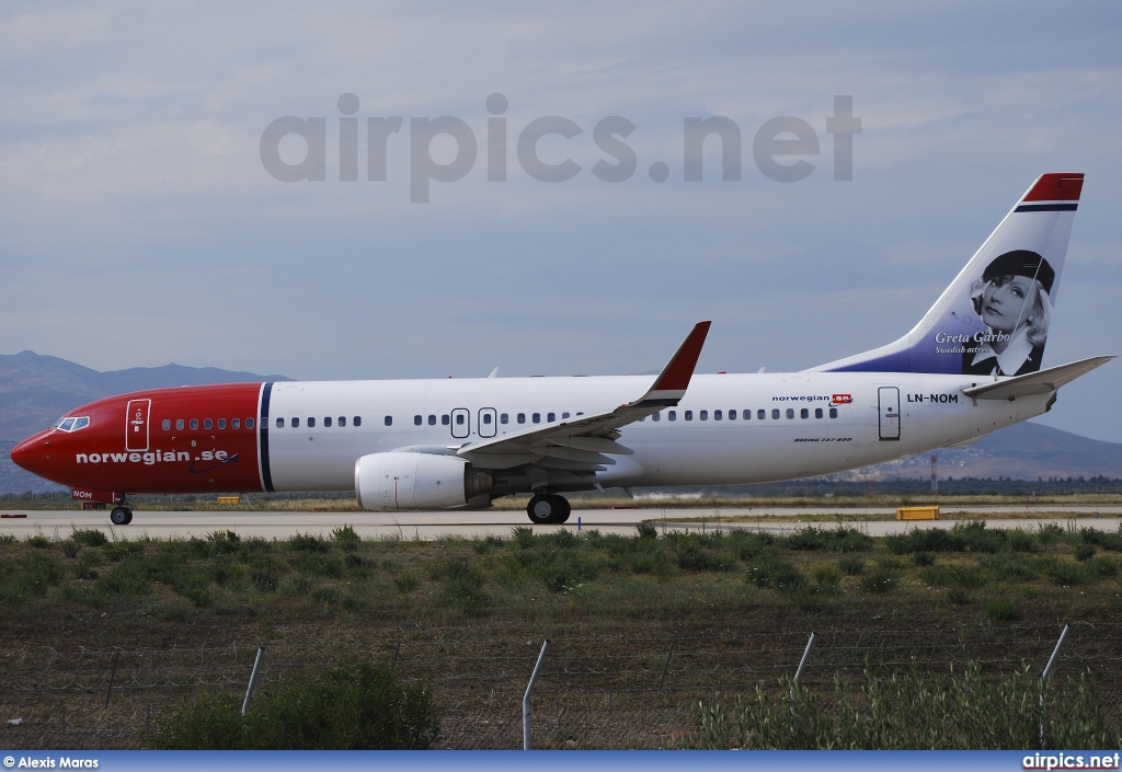 LN-NOM, Boeing 737-800, Norwegian Air Shuttle