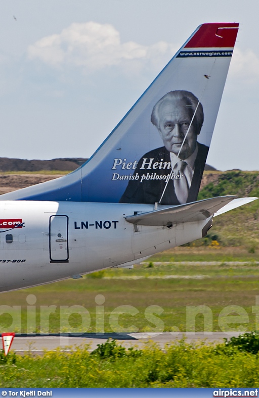 LN-NOT, Boeing 737-800, Norwegian Air Shuttle