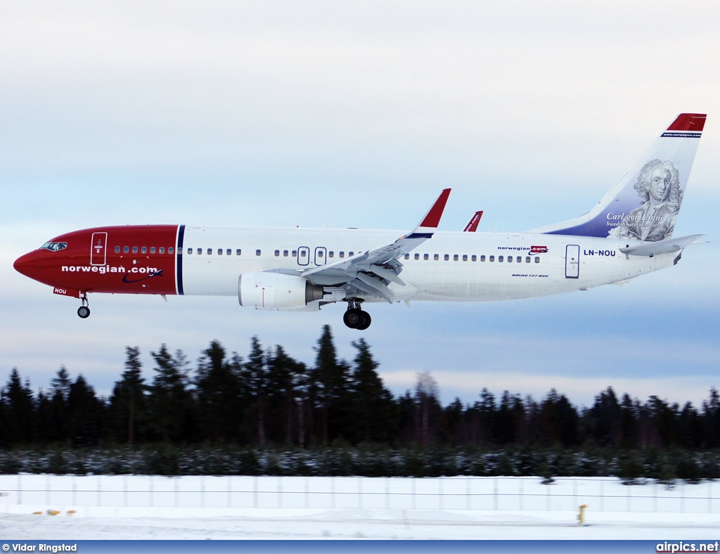 LN-NOU, Boeing 737-800, Norwegian Air Shuttle