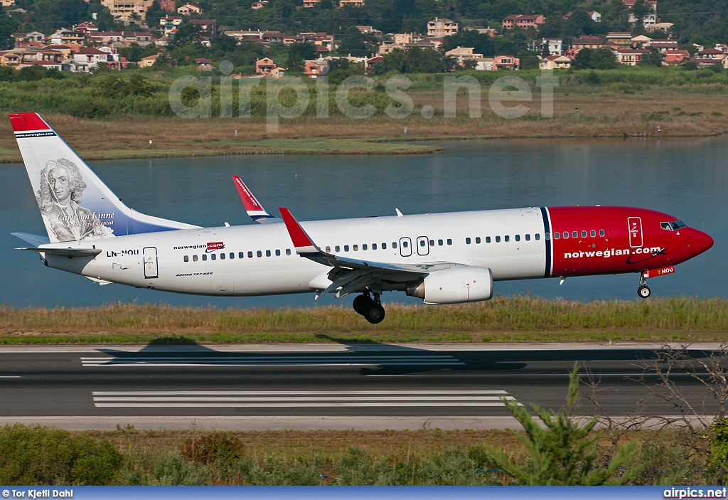 LN-NOU, Boeing 737-800, Norwegian Air Shuttle