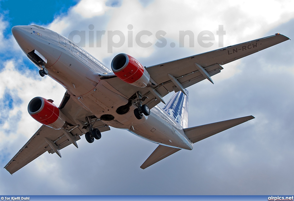 LN-RCW, Boeing 737-600, Scandinavian Airlines System (SAS)