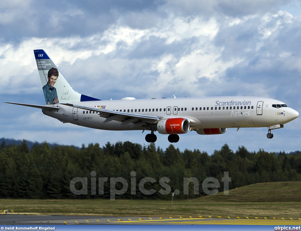 LN-RCY, Boeing 737-800, Scandinavian Airlines System (SAS)