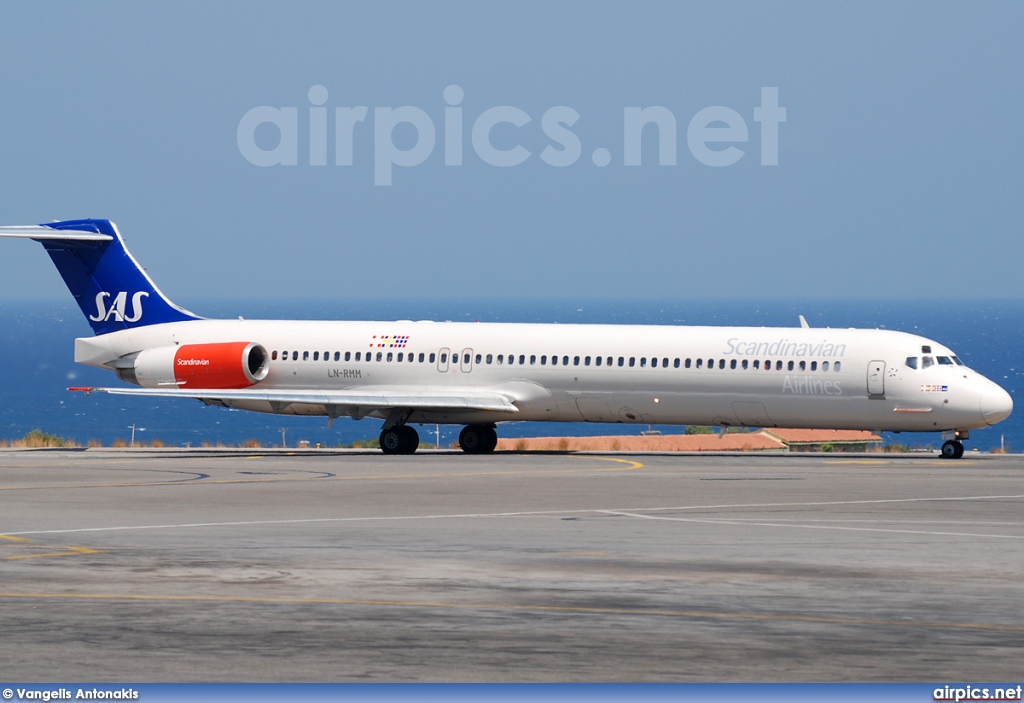 LN-RMM, McDonnell Douglas MD-82, Scandinavian Airlines System (SAS)