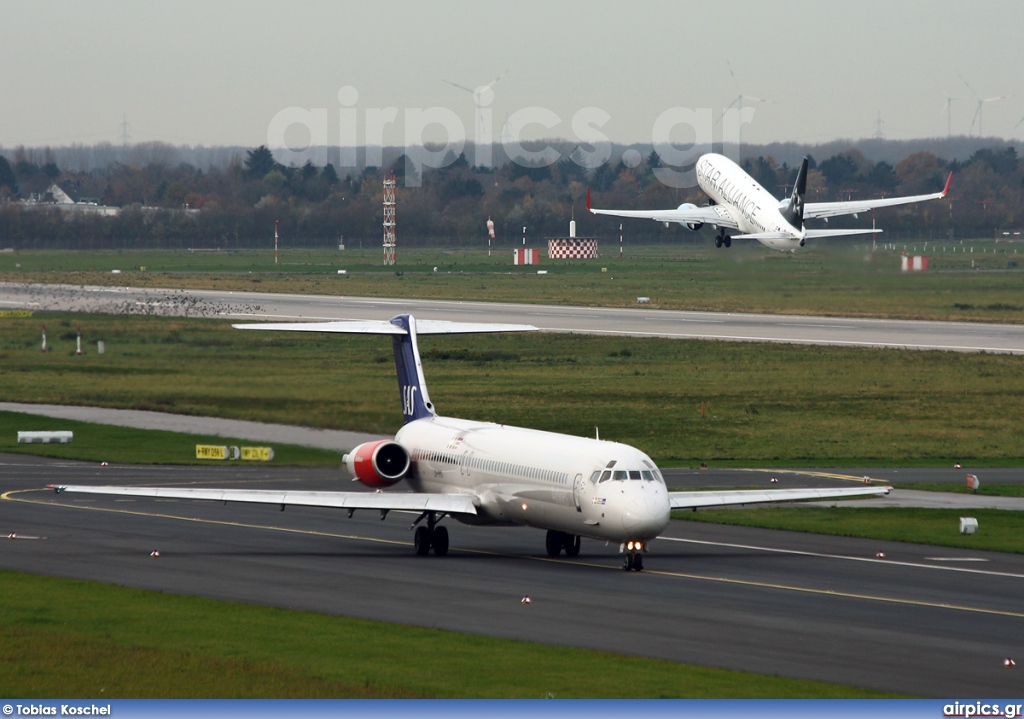 LN-RMO, McDonnell Douglas MD-80, Scandinavian Airlines System (SAS)