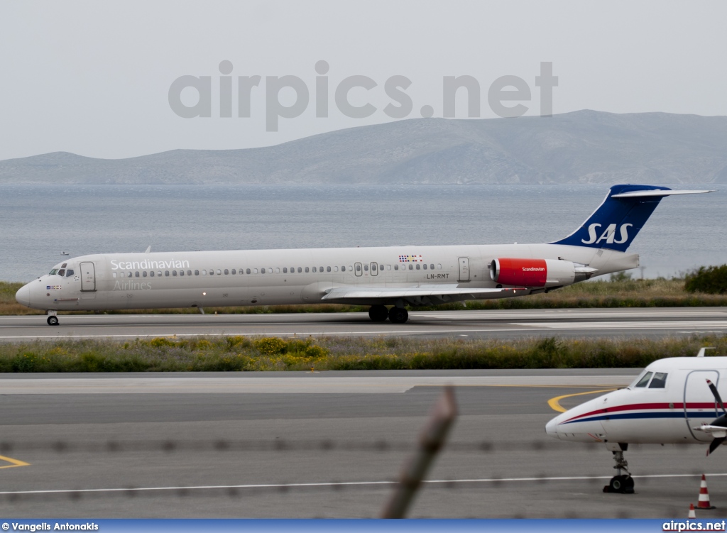 LN-RMT, McDonnell Douglas MD-81, Scandinavian Airlines System (SAS)