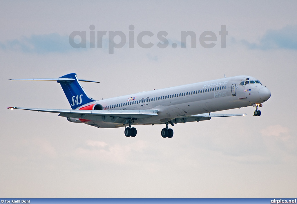 LN-RMT, McDonnell Douglas MD-81, Scandinavian Airlines System (SAS)