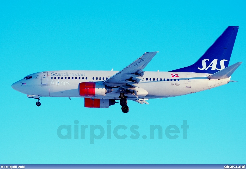 LN-RNO, Boeing 737-700, Scandinavian Airlines System (SAS)