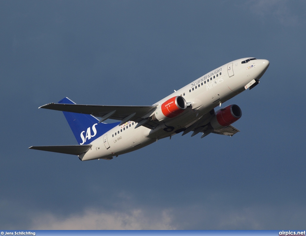 LN-RNO, Boeing 737-700, Scandinavian Airlines System (SAS)