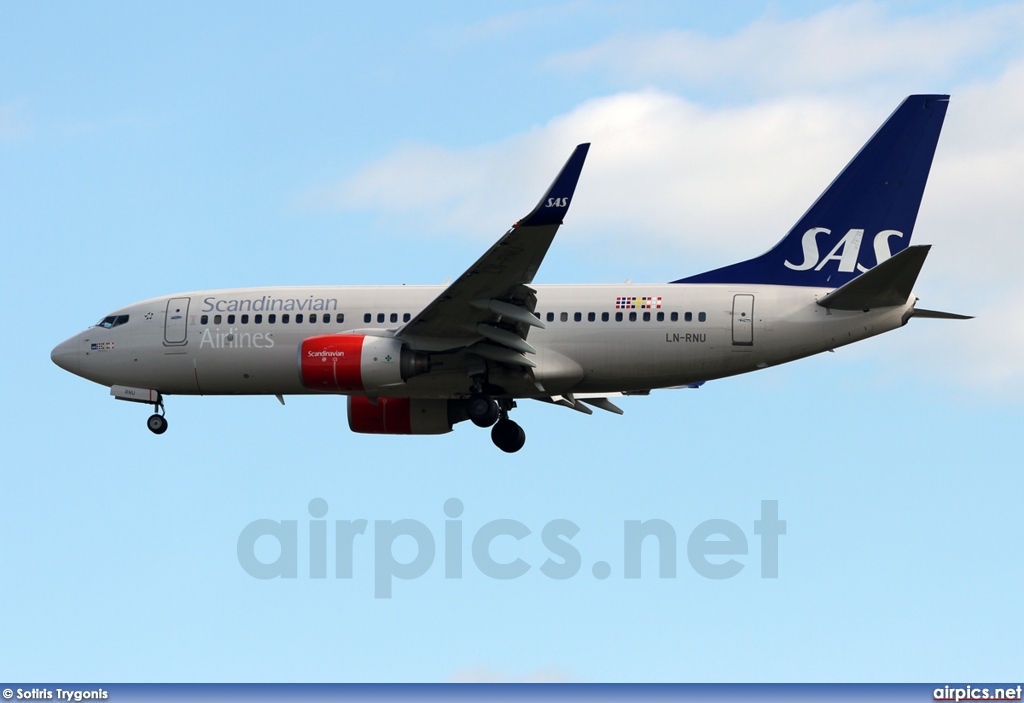 LN-RNU, Boeing 737-700, Scandinavian Airlines System (SAS)