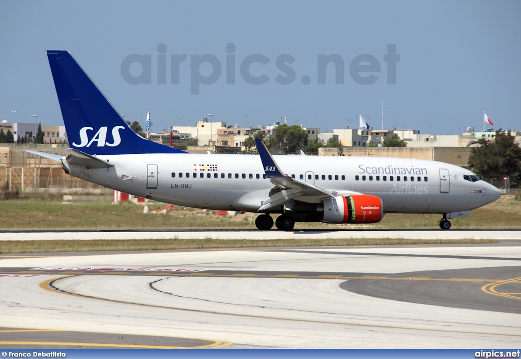 LN-RNU, Boeing 737-700, Scandinavian Airlines System (SAS)