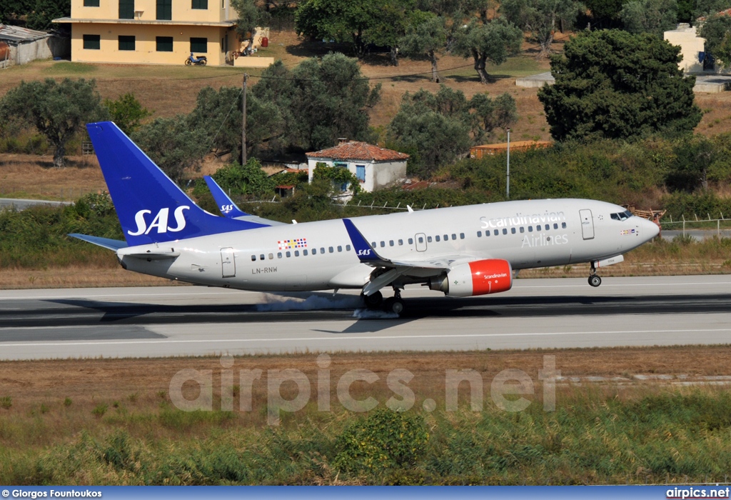 LN-RNW, Boeing 737-700, Scandinavian Airlines System (SAS)