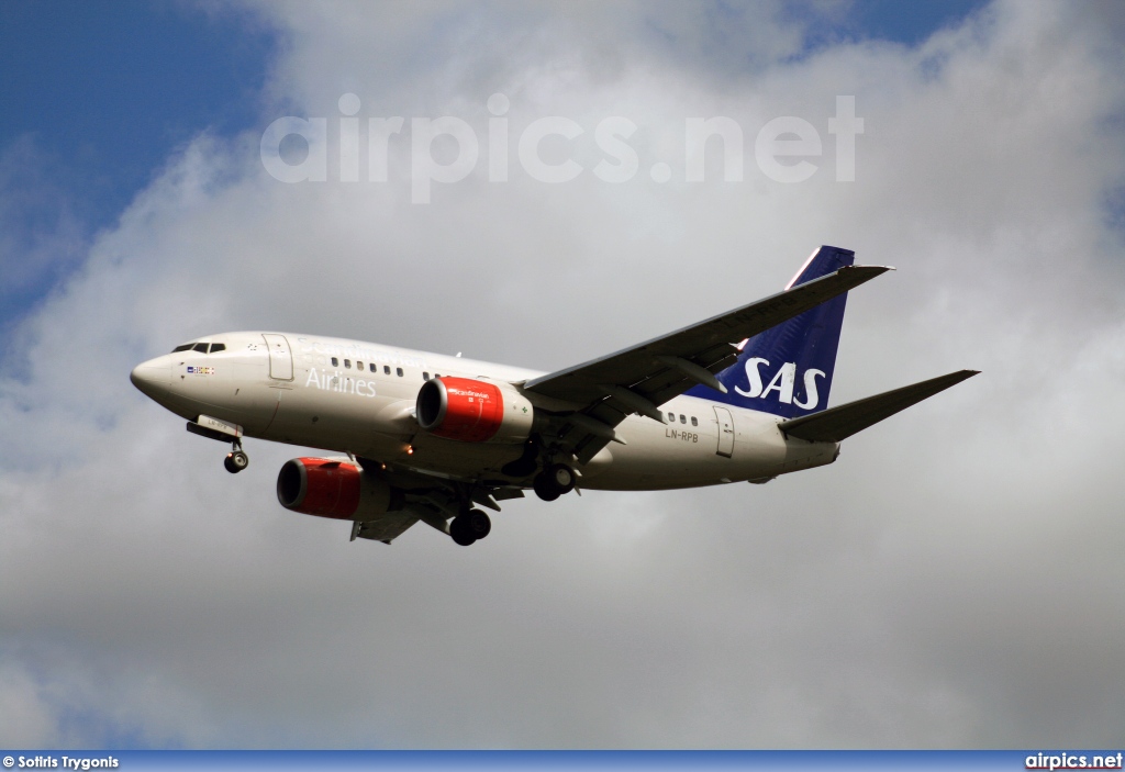 LN-RPB, Boeing 737-600, Scandinavian Airlines System (SAS)