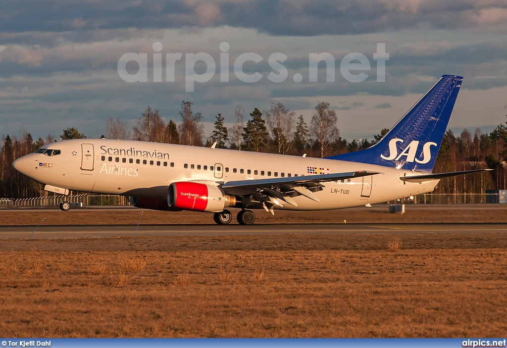 LN-TUD, Boeing 737-700, Scandinavian Airlines System (SAS)