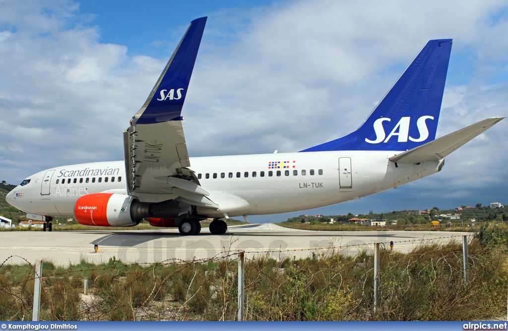 LN-TUK, Boeing 737-700, Scandinavian Airlines System (SAS)