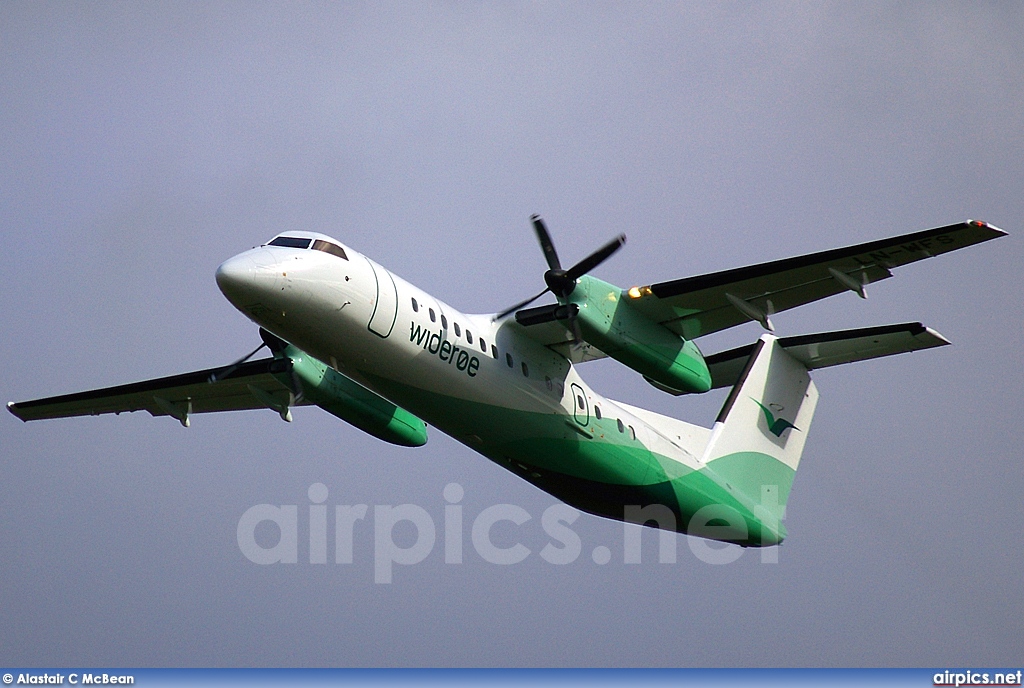 LN-WFS, De Havilland Canada DHC-8-300 Q Dash 8, Wideroe