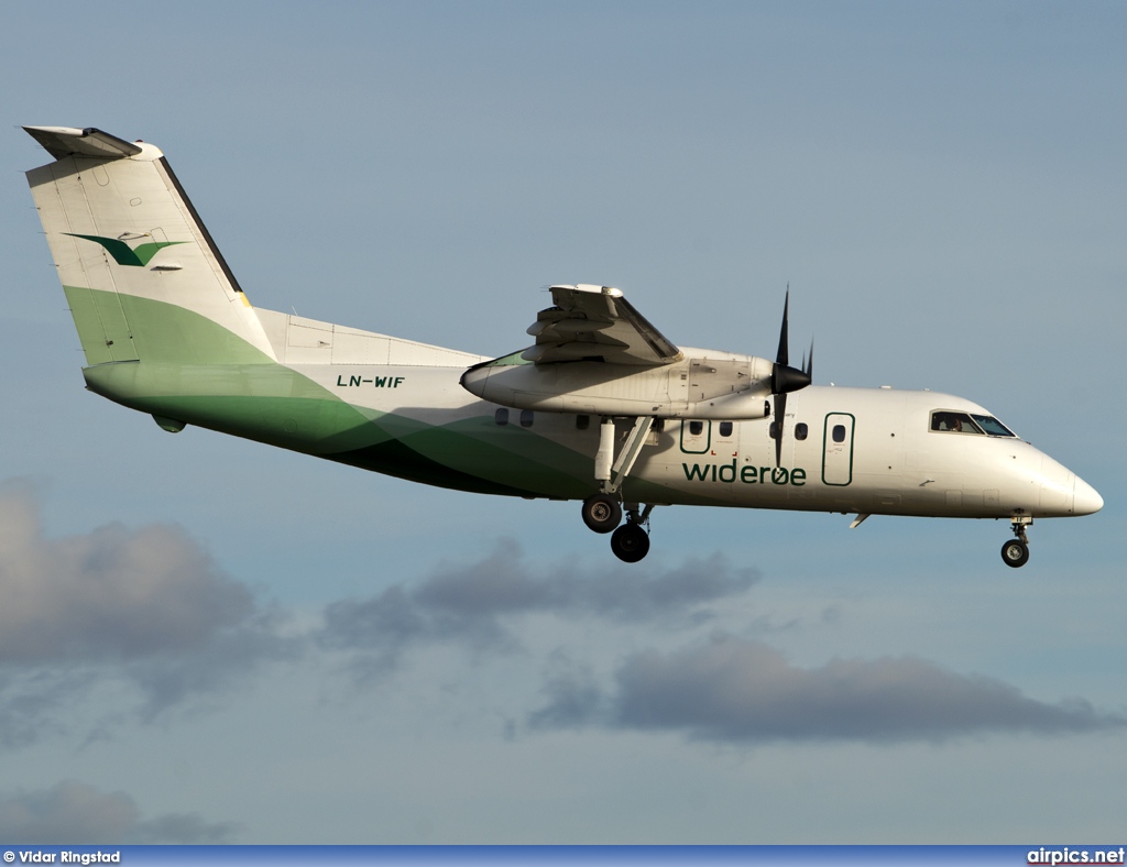 LN-WIF, De Havilland Canada DHC-8-100 Dash 8, Wideroe