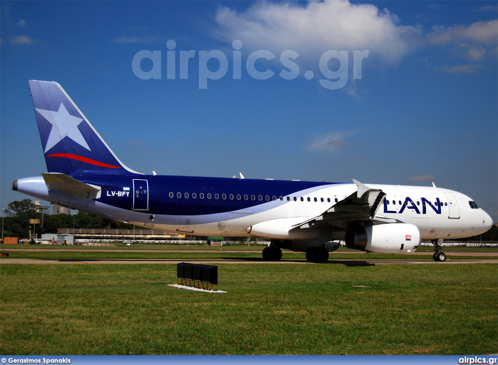 LV-BFY, Airbus A320-200, Lan Argentina