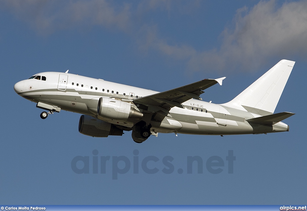 LX-GJC, Airbus A318-100CJ  Elite, Global Jet Luxembourg